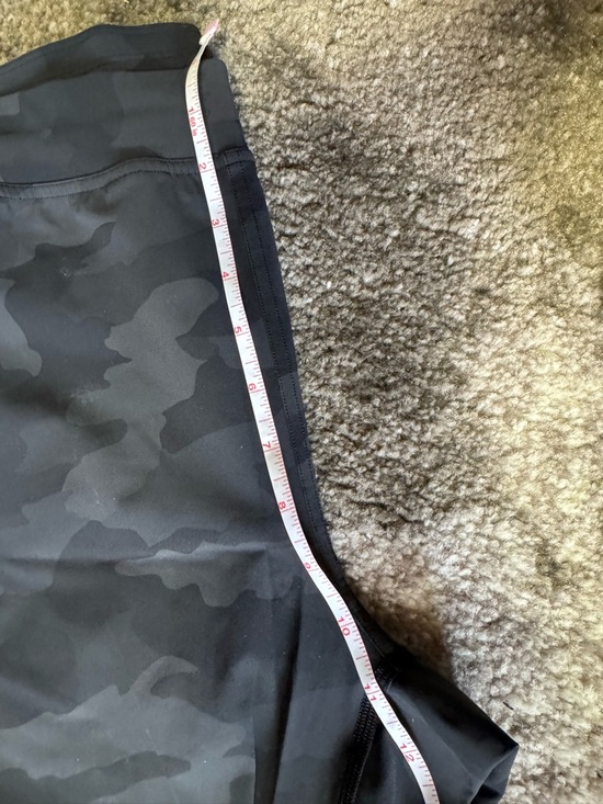 NWOT Lululemon Adapted State High-Rise
Jogger *28" - Camo Deep Coal Multi size 4 - Picture 10 of 11